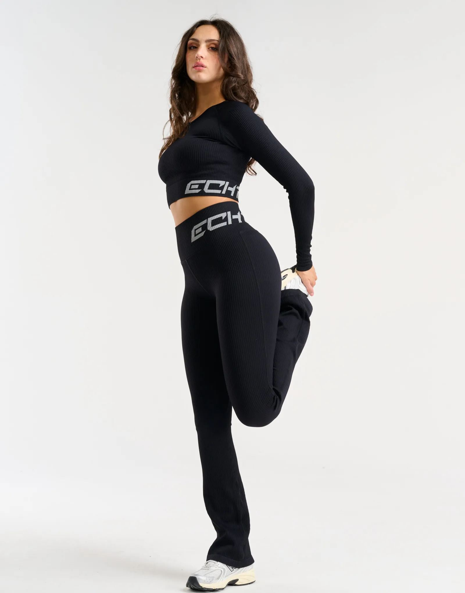 Online ECHT Arise Comfort Flare Leggings Black