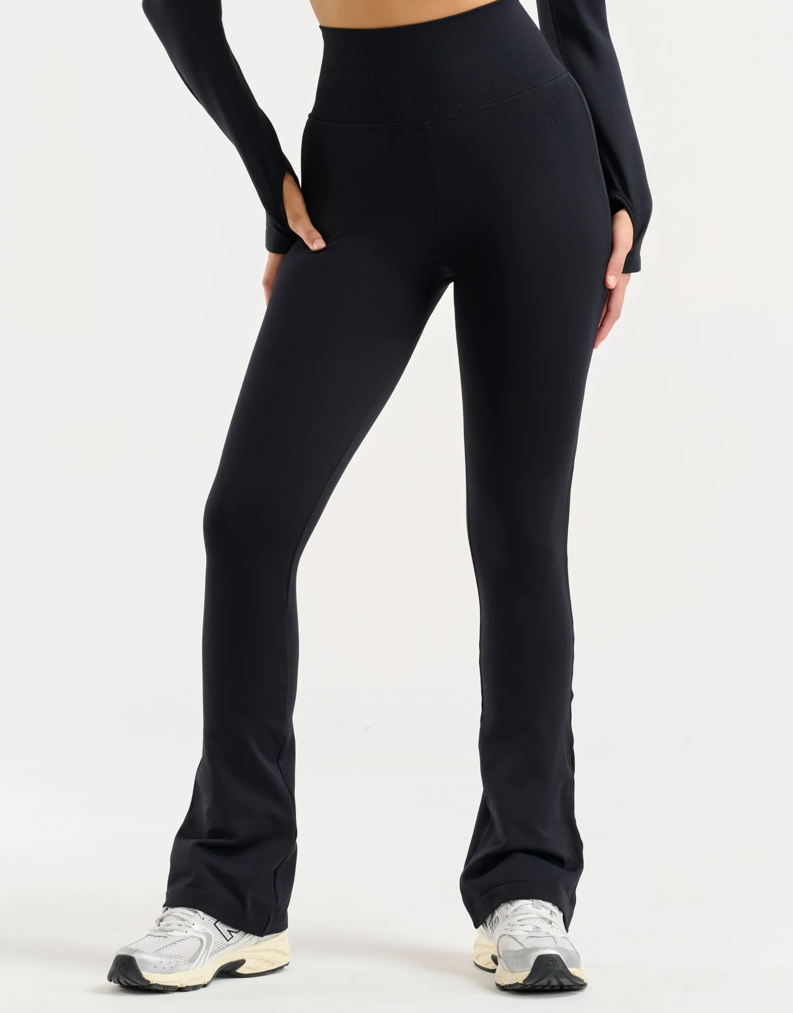 Best ECHT Arise Essential Flare Leggings Black