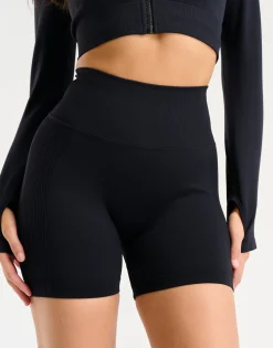New ECHT Arise Essential Shorts Black
