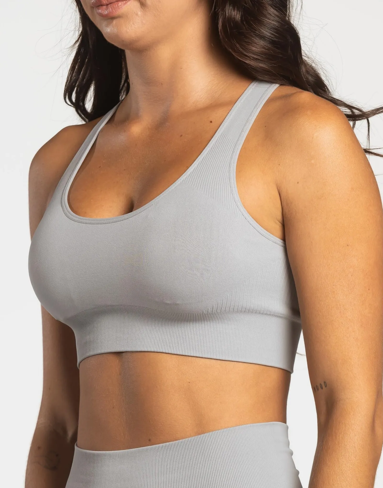 Sale ECHT Arise Seamless Essential Sports Bra Grey