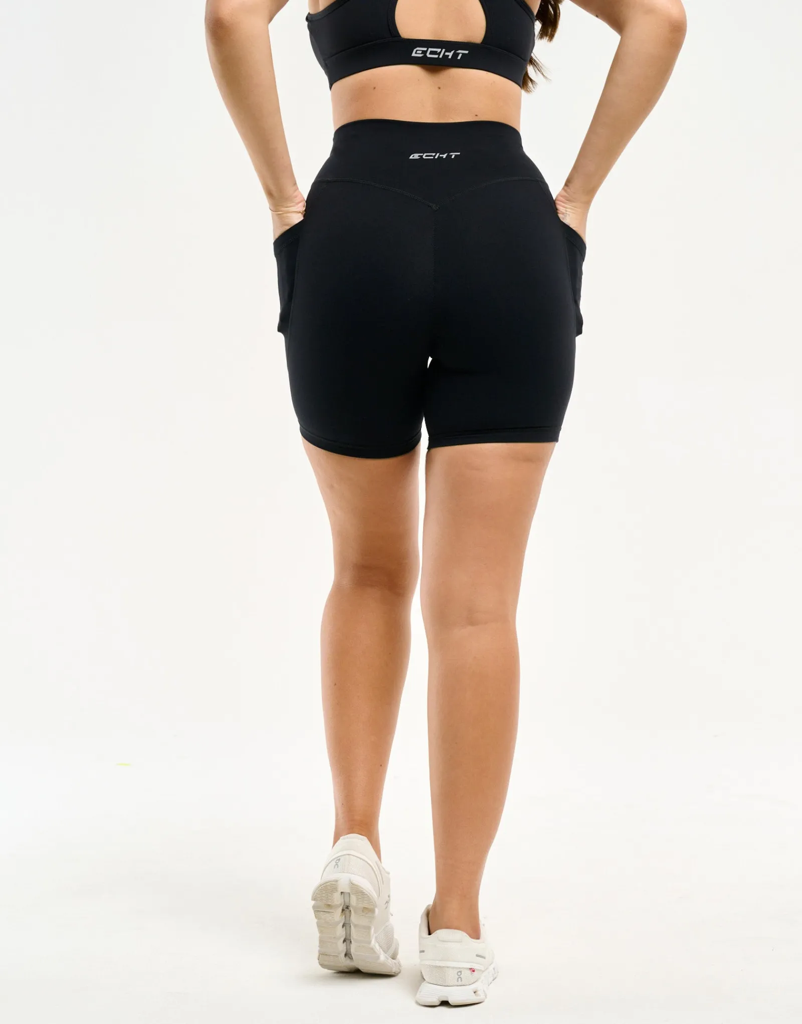 Online ECHT Ascend Pocket Shorts 6" Black