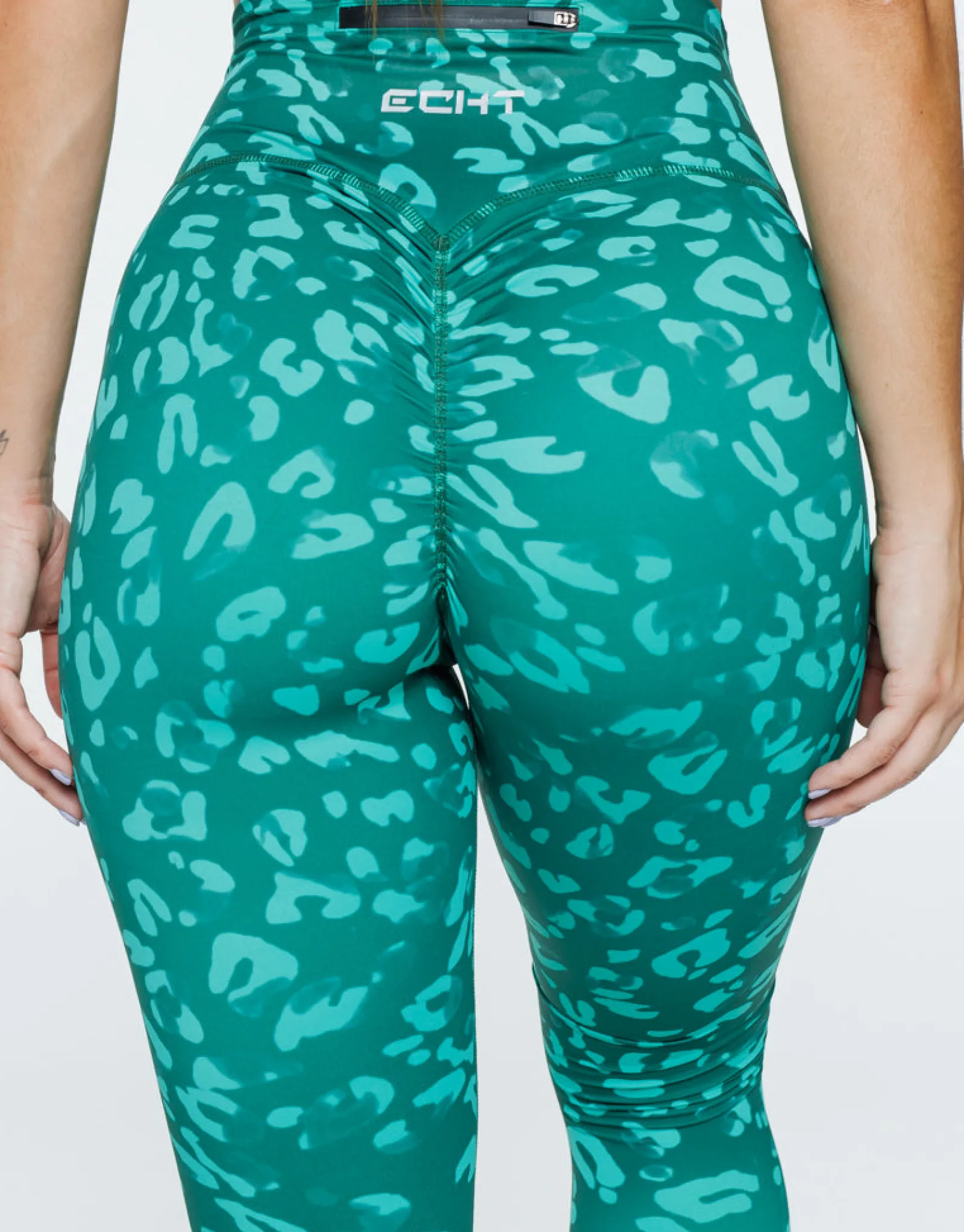 New ECHT Avant Scrunch Leggings Emerald Green