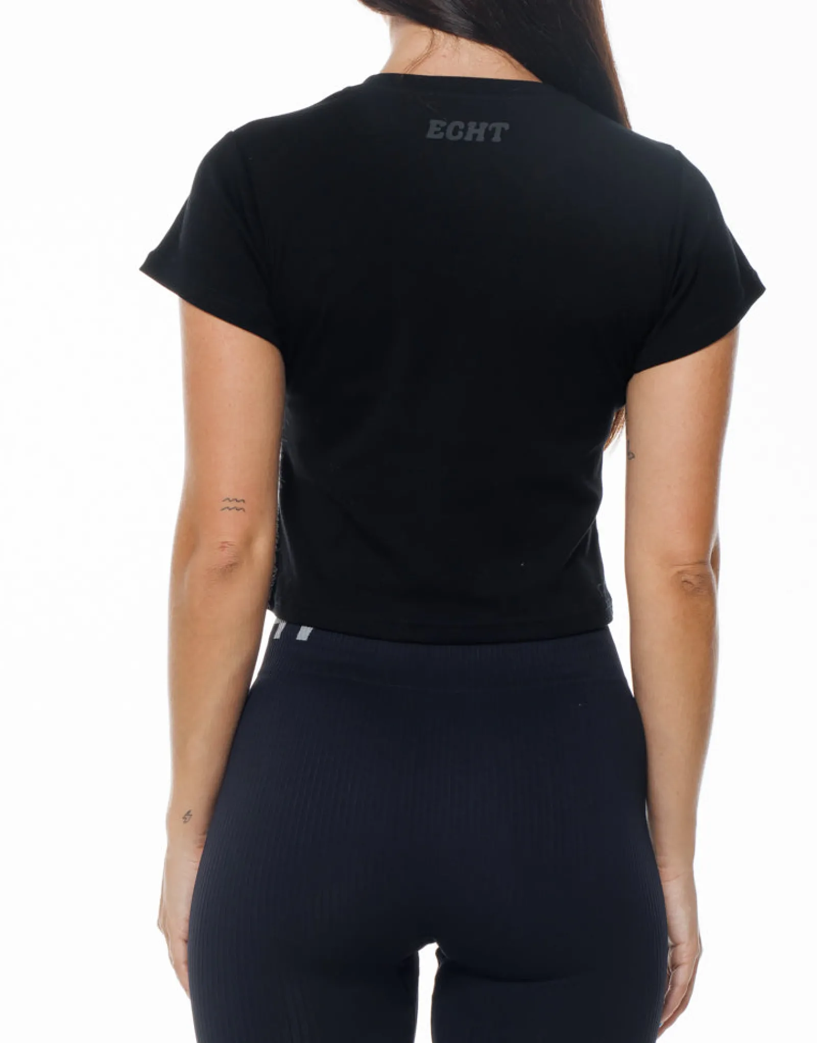 Discount ECHT Basics Baby Tee Black
