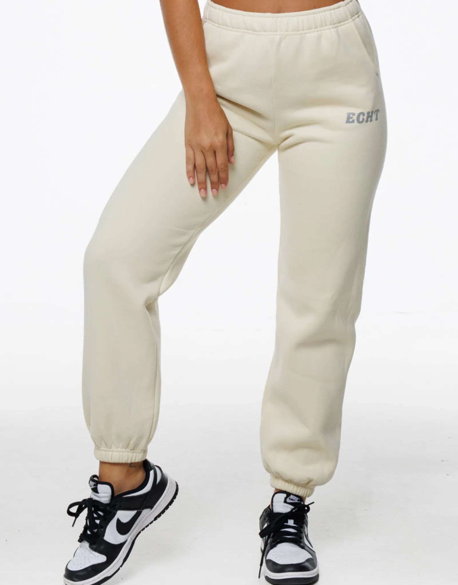 New ECHT Bubble Joggers Cream