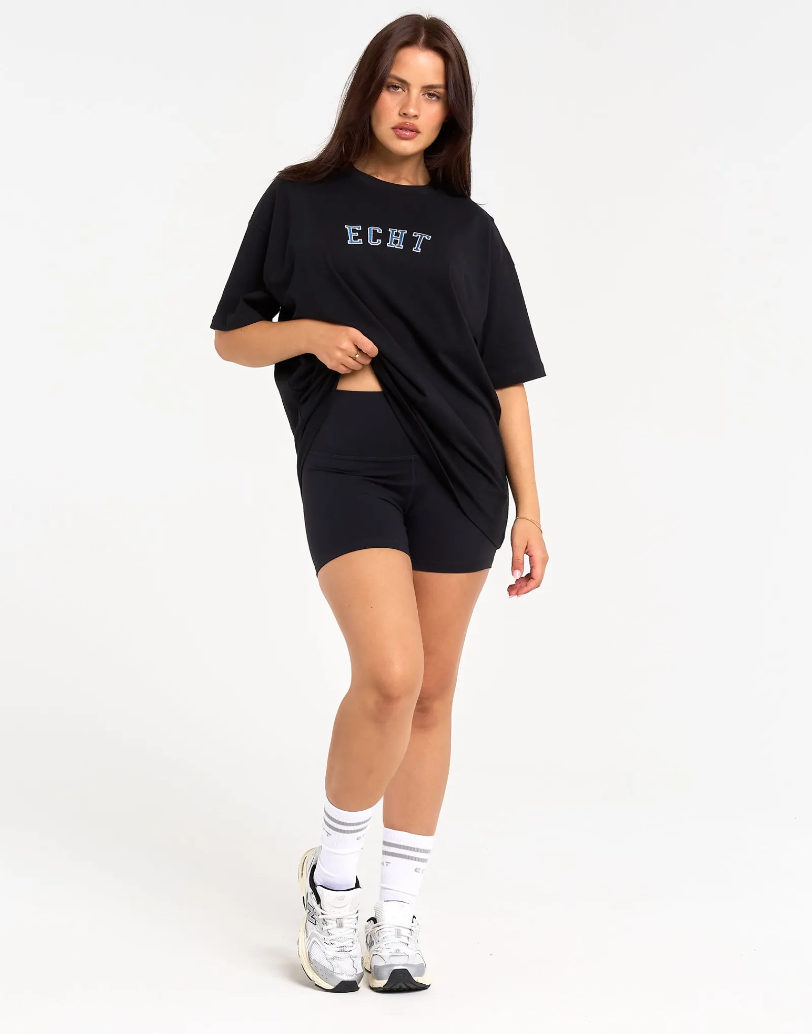 Hot ECHT College Oversize Tee Black