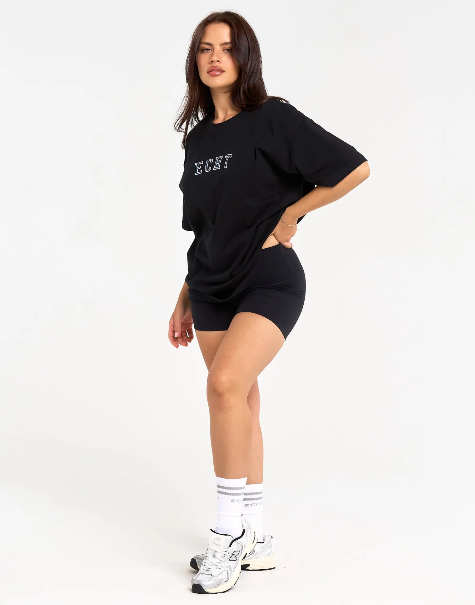 Hot ECHT College Oversize Tee Black