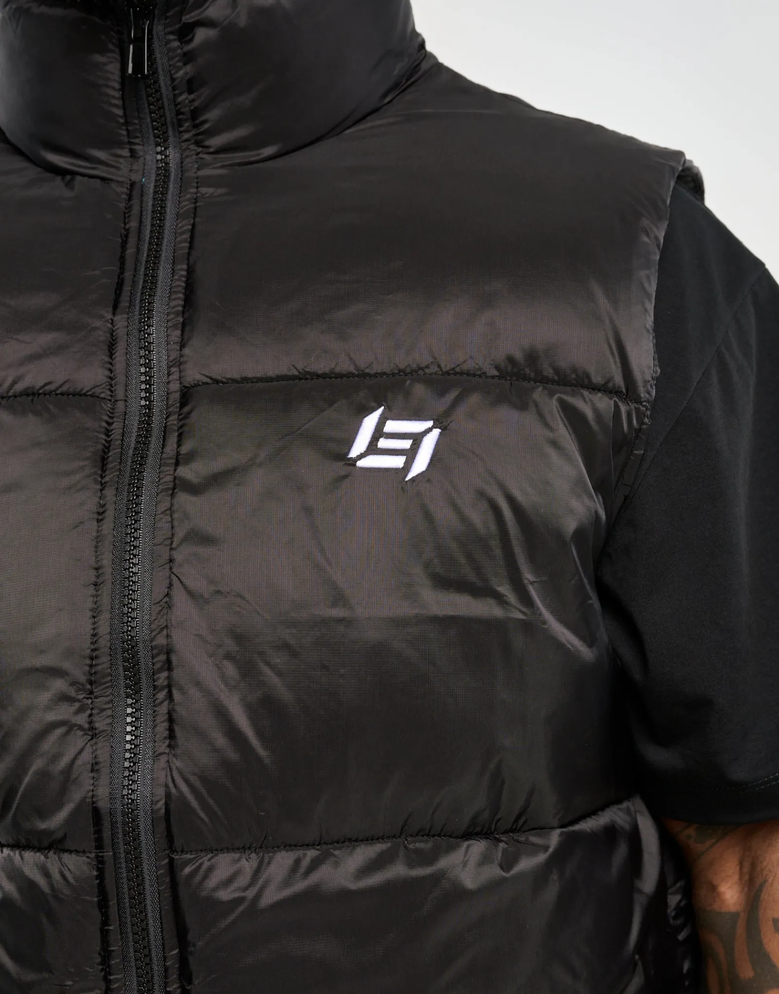 Hot ECHT Dart Puffer Vest Black