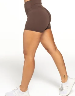 New ECHT Force Scrunch Shorts Fudge Brown