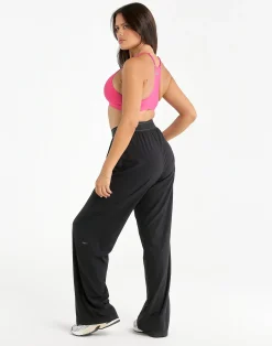 Hot ECHT Elemental Raceback Scoop Bralette Pink