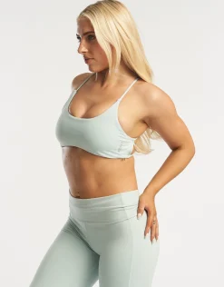 New ECHT Expel Sports Bra Light Blue