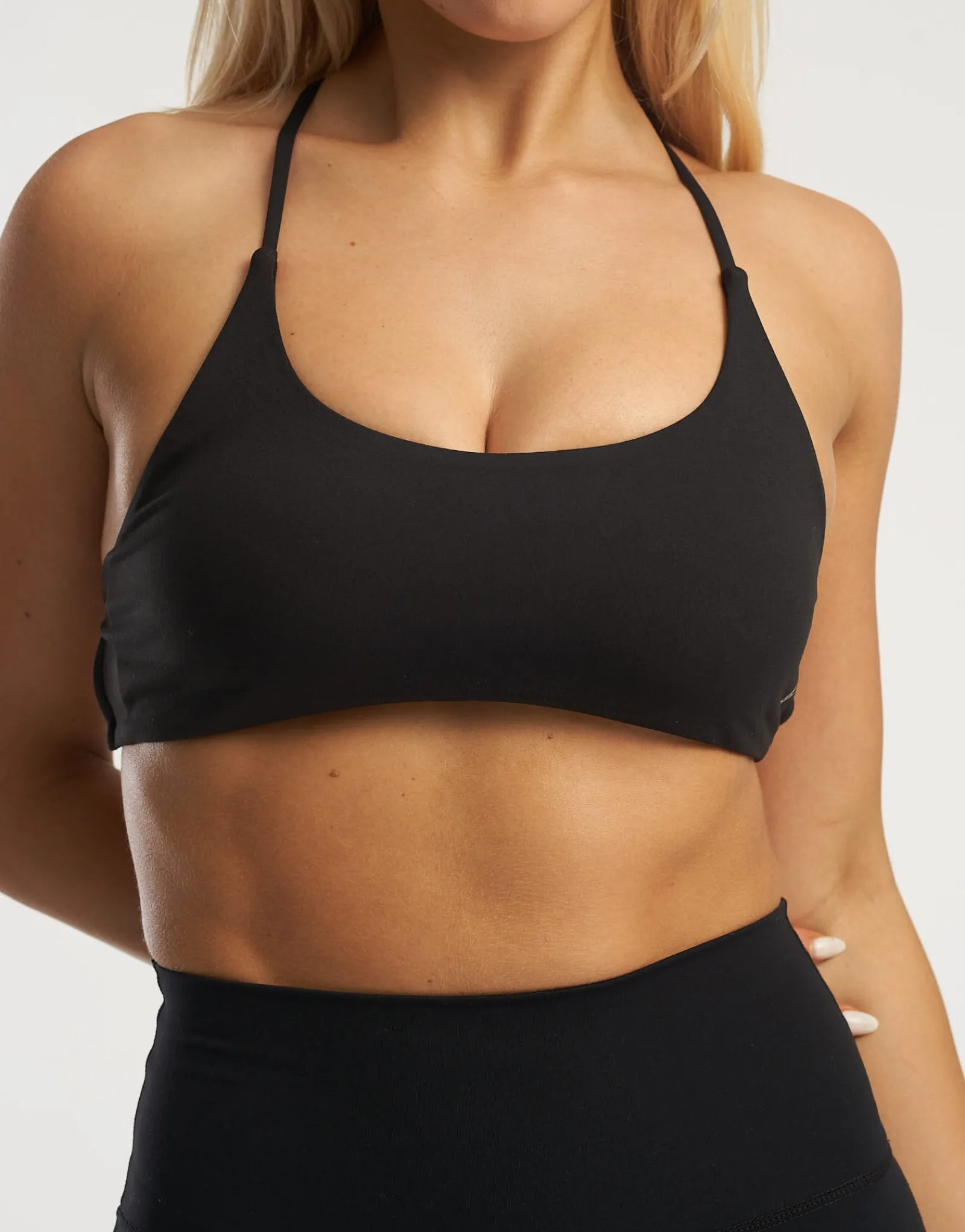 New ECHT Expel Sports Bra Black