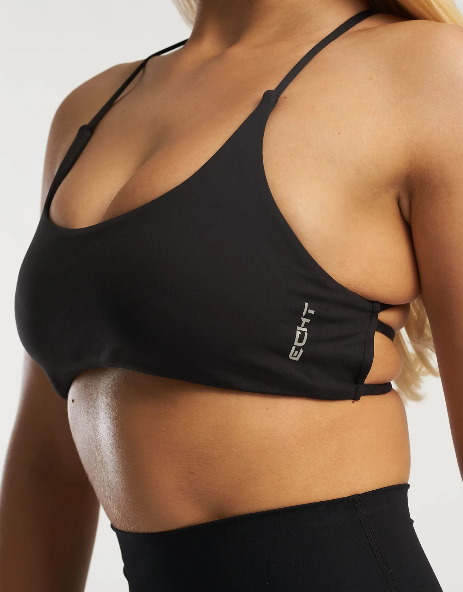 New ECHT Expel Sports Bra Black