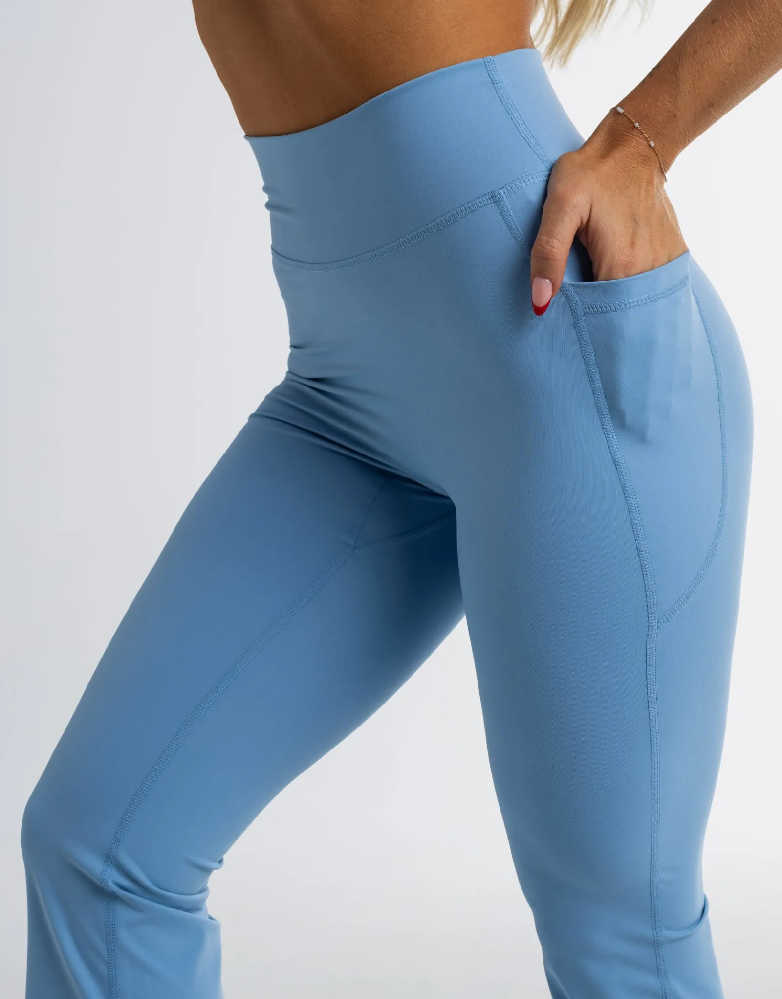 Discount ECHT Flare Pocket Leggings Process Blue