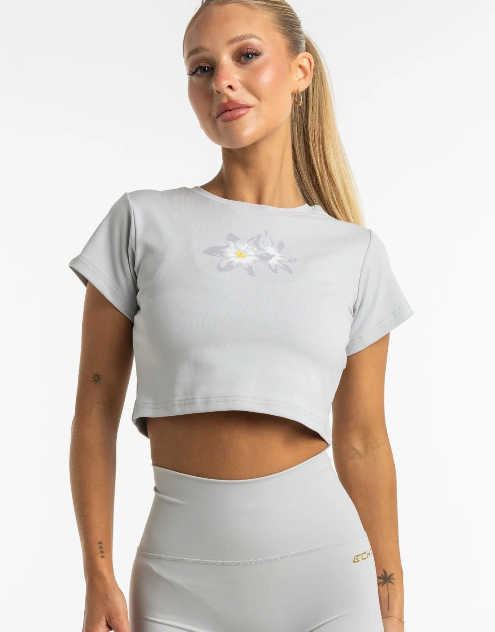 Hot ECHT Glory Cropped Tee Grey