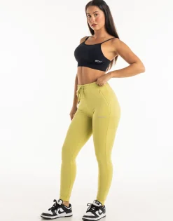 Fashion ECHT Ladies Tapered Joggers V2 Light Green