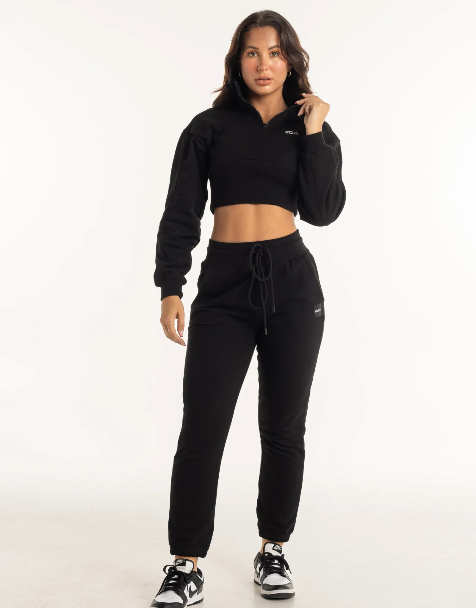 New ECHT Revere 1/4 Zip Crewneck Sweater Black