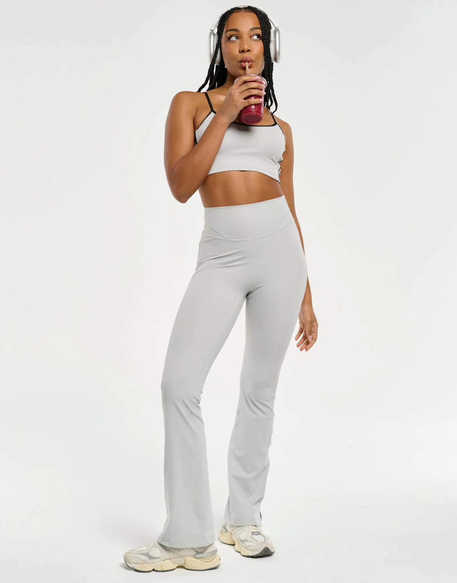 New ECHT SmoothForm Flare Leggings Micro Grey
